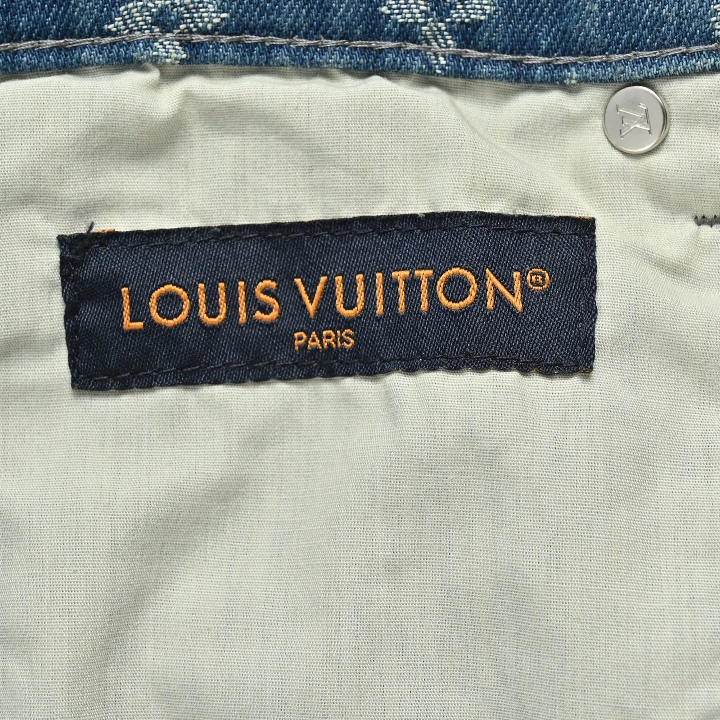 Louis Vuitton/